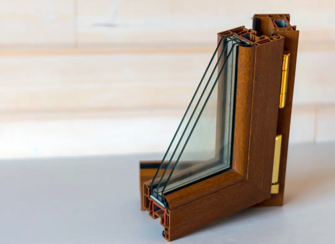 Installation de fenêtre en bois sur mesure Fleury